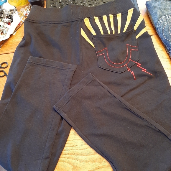 Ladies clothing - Picture 5 of 12